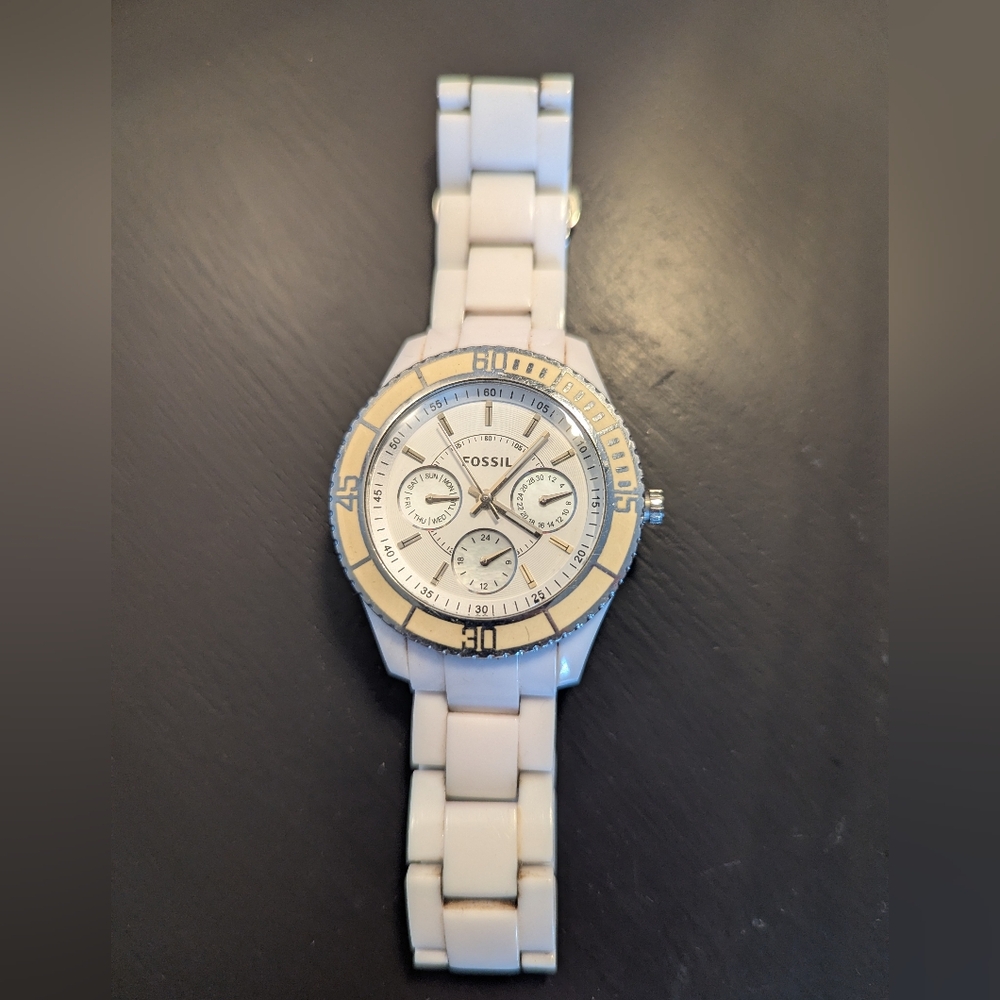 White Fossil Watch